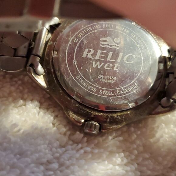 RELIC Wet ZR11450 Silver 40mm Analog Men's Watch ZR 11450 New Battery Wristwatch - Picture 3 of 8